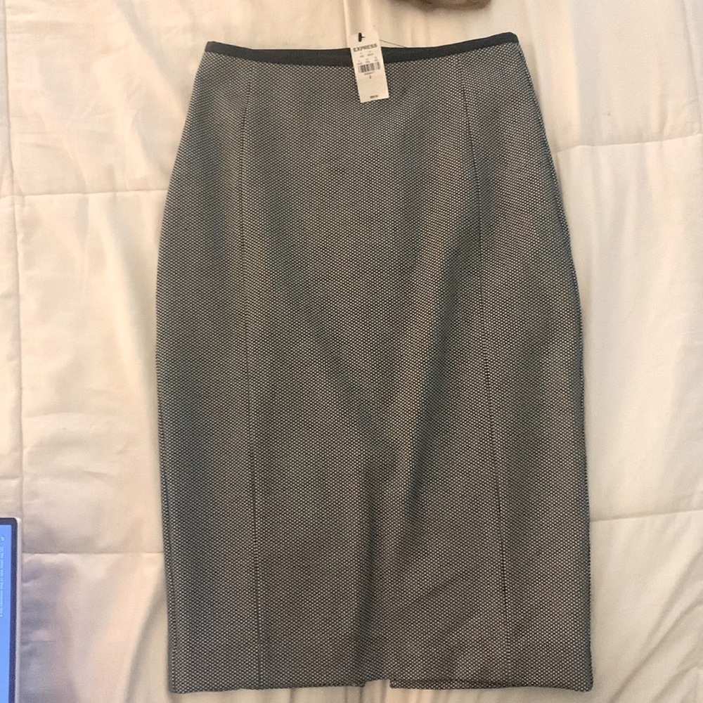 NWT* Express Black & White Pencil Skirt